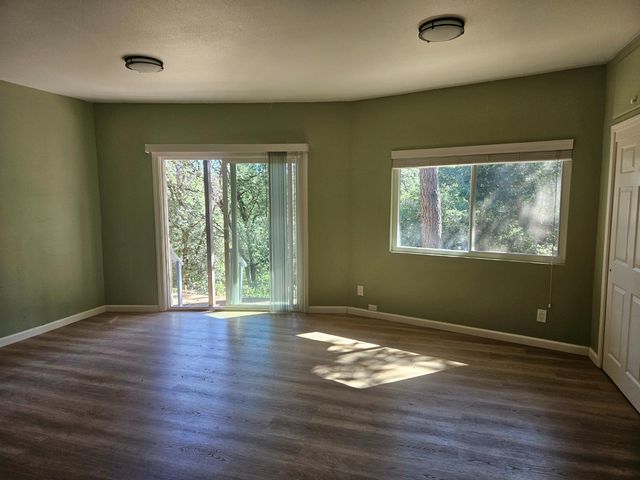 2531 Morrene Dr, Placerville, CA 95667