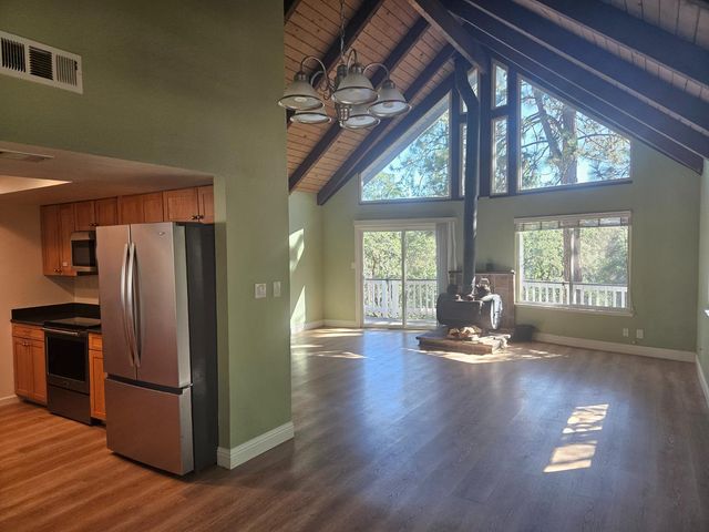 2531 Morrene Dr, Placerville, CA 95667