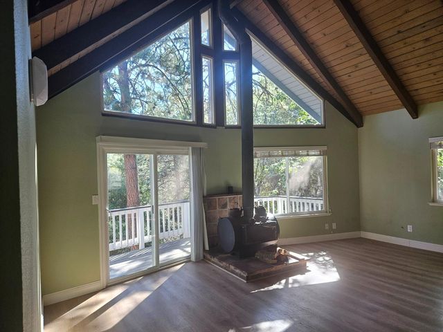 2531 Morrene Dr, Placerville, CA 95667