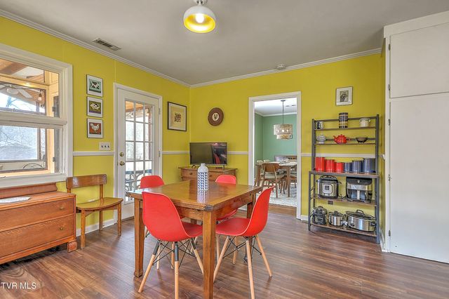 4534 Brookridge Drive, Kingsport, TN 37664