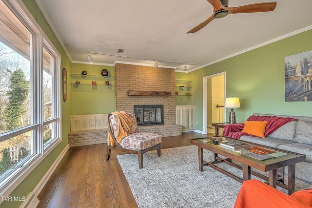 4534 Brookridge Drive, Kingsport, TN 37664