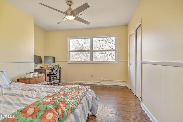 4534 Brookridge Drive, Kingsport, TN 37664