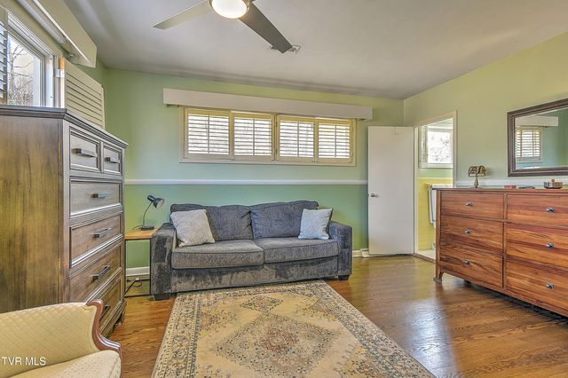 4534 Brookridge Drive, Kingsport, TN 37664