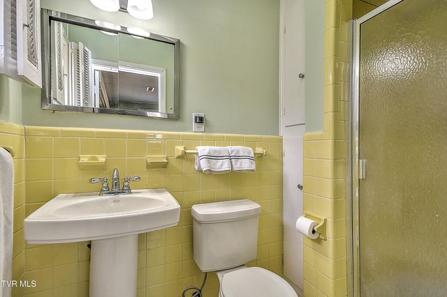 4534 Brookridge Drive, Kingsport, TN 37664