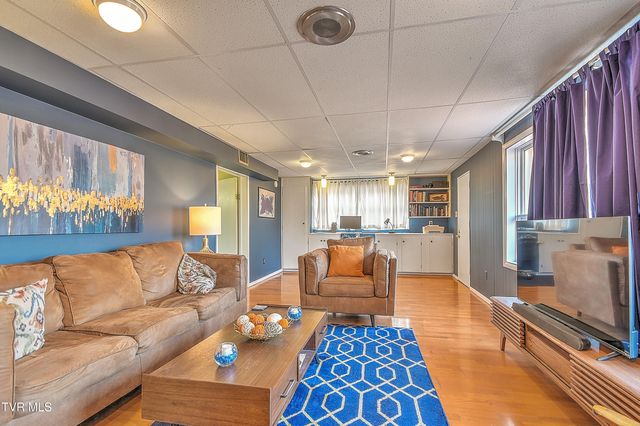 4534 Brookridge Drive, Kingsport, TN 37664