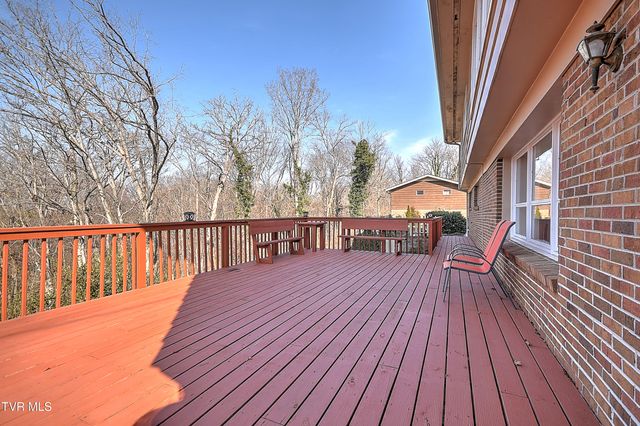 4534 Brookridge Drive, Kingsport, TN 37664