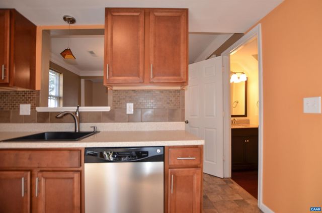 1615 COOL SPRING RD, Charlottesville, VA 22901