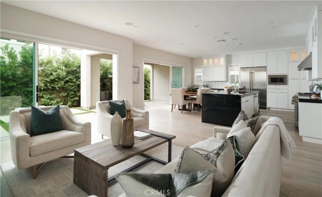 101 Mulberry, Lake Forest, CA 92630