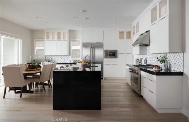 101 Mulberry, Lake Forest, CA 92630