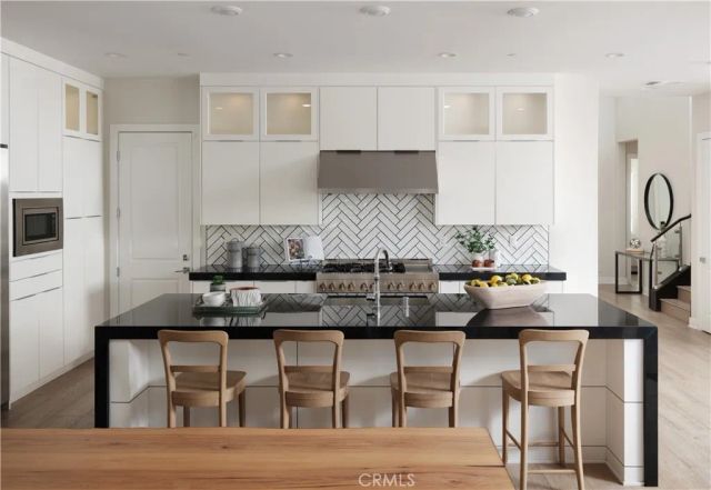 101 Mulberry, Lake Forest, CA 92630