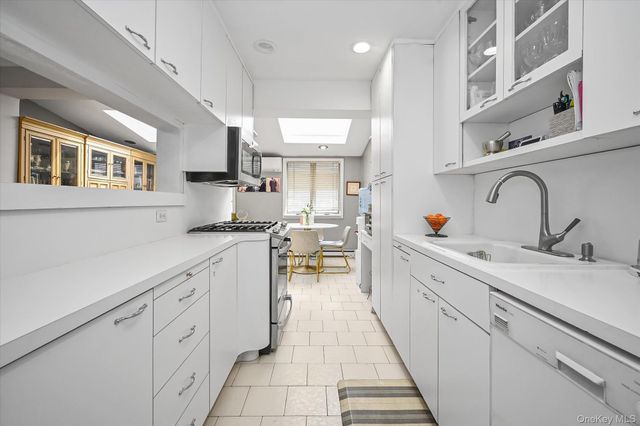 136-54 71st Road, Kew Garden Hills, NY 11367