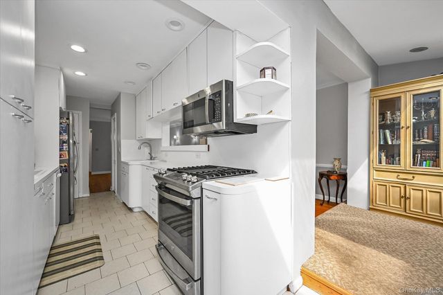 136-54 71st Road, Kew Garden Hills, NY 11367