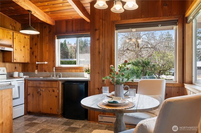 14870 E State Route 106, Belfair, WA 98528