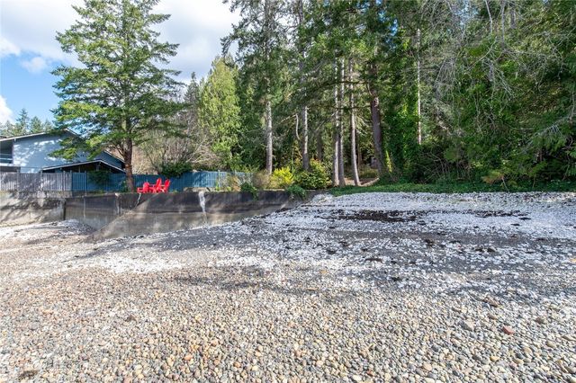 14870 E State Route 106, Belfair, WA 98528