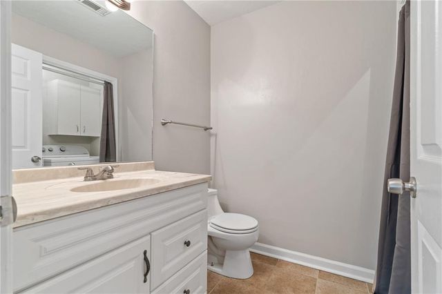 228 Chads Ford Way, Roswell, GA 30076