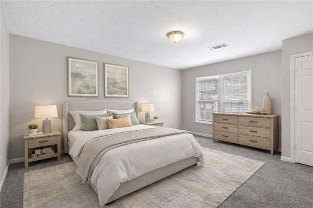 228 Chads Ford Way, Roswell, GA 30076