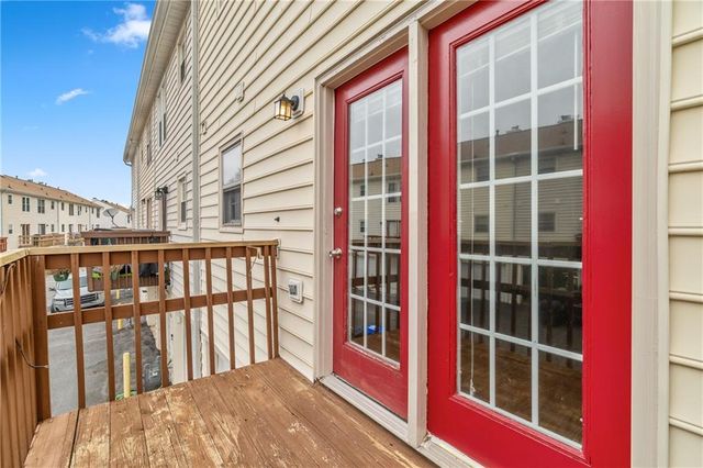 228 Chads Ford Way, Roswell, GA 30076