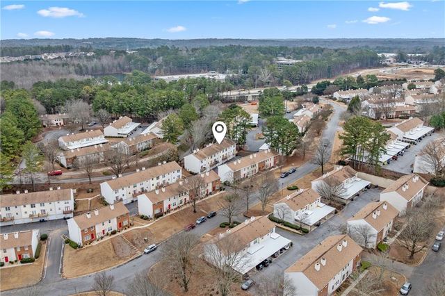 228 Chads Ford Way, Roswell, GA 30076