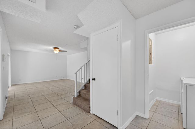 9110 SW 22nd Ct D-4, Fort Lauderdale, FL 33324