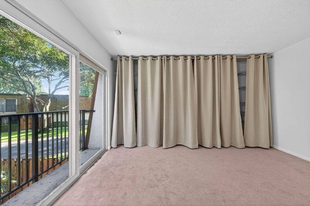 9110 SW 22nd Ct D-4, Fort Lauderdale, FL 33324