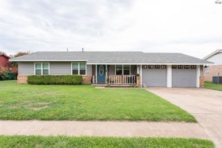 808 S PRESTON STREET, Burkburnett, TX 76354