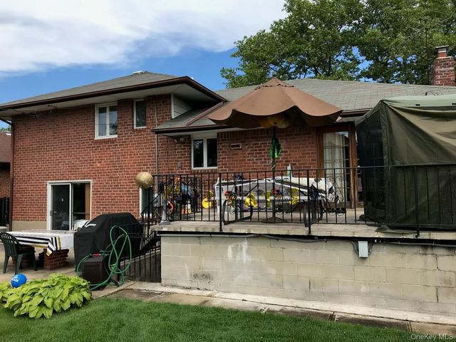 51 Edgewood Drive, New Hyde Park, NY 11040