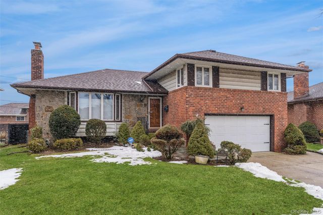 51 Edgewood Drive, New Hyde Park, NY 11040