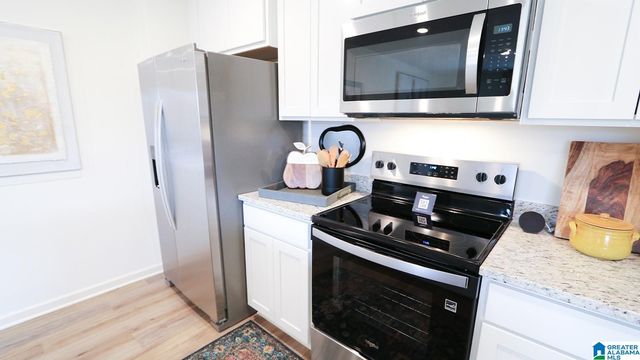 1715 BIRCH BARK LANE, Odenville, AL 35120