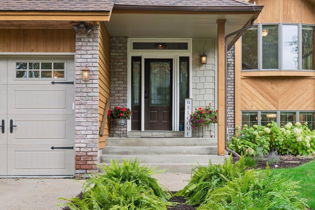 854 Palm Court, Maplewood, MN 55109 — photo 5