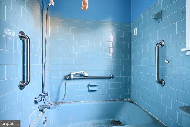 4021 ILLINOIS AVE NW, Washington, DC 20011