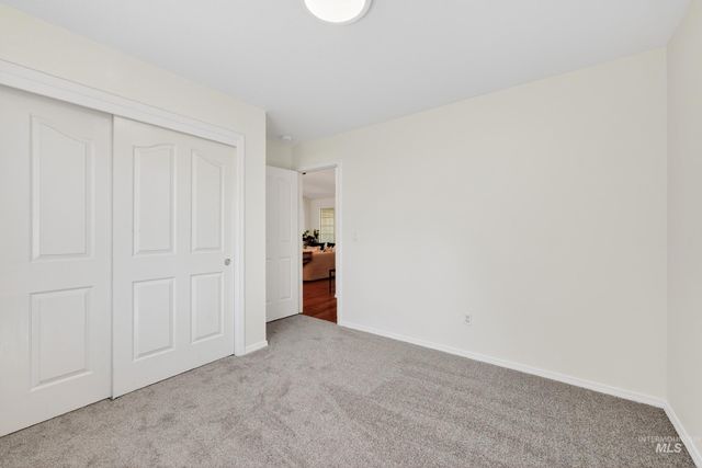 6730 N Waterlilly Way, Boise, ID 83714