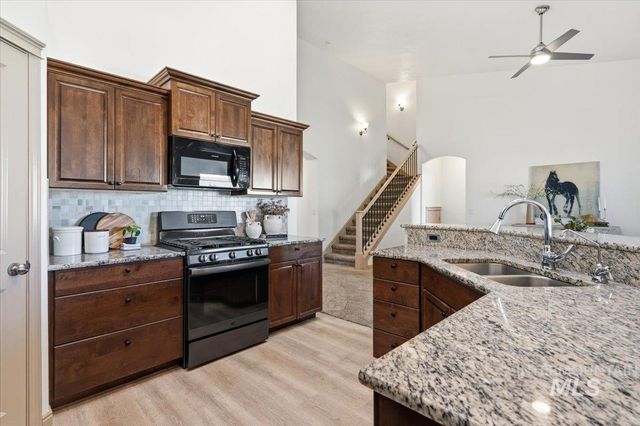 1183 N Buffalo Way, Middleton, ID 83644
