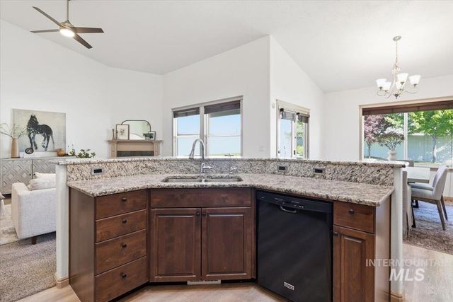 1183 N Buffalo Way, Middleton, ID 83644