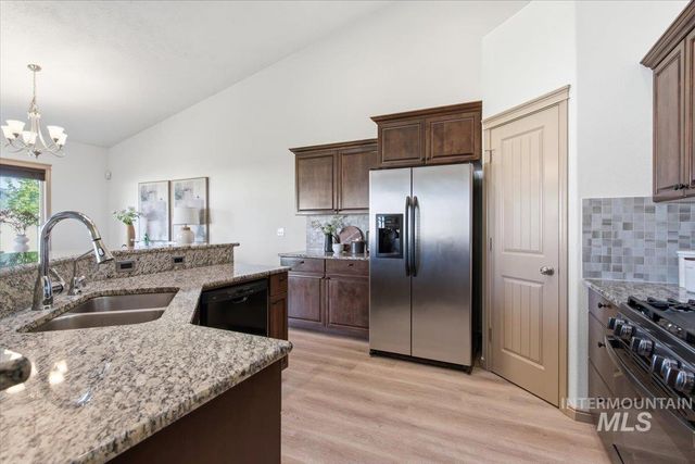 1183 N Buffalo Way, Middleton, ID 83644
