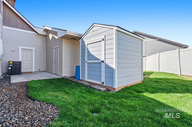 1183 N Buffalo Way, Middleton, ID 83644