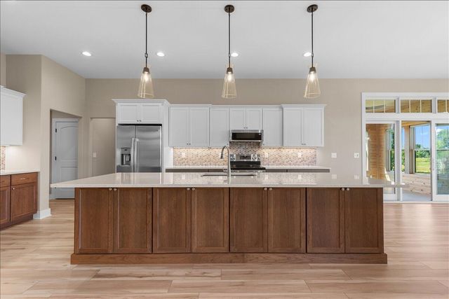 N83W27815 Cress-Brook COURT, Hartland, WI 53029