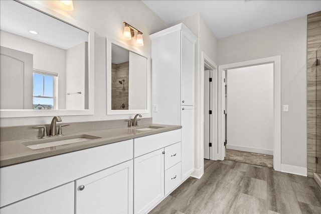 N83W27815 Cress-Brook COURT, Hartland, WI 53029
