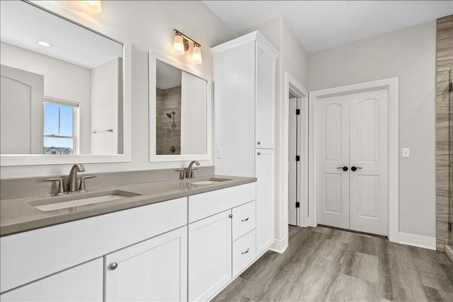 N83W27815 Cress-Brook COURT, Hartland, WI 53029
