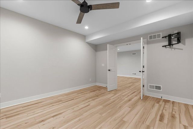N83W27815 Cress-Brook COURT, Hartland, WI 53029
