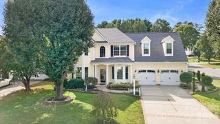 11623 Fox Hill Drive, Charlotte, NC 28269