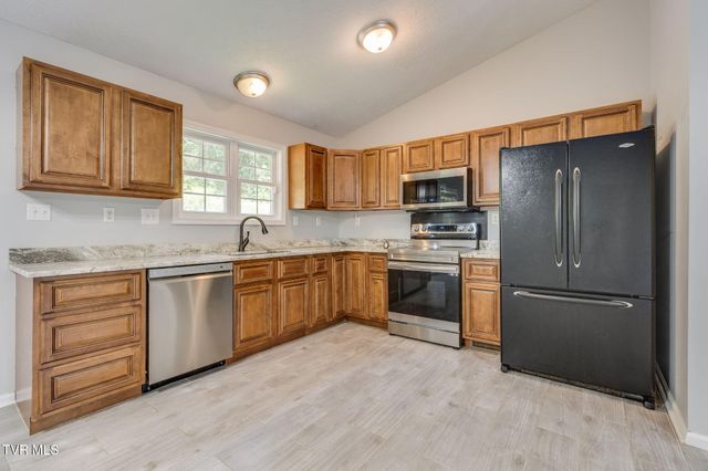 108 Plymouth Hill, Greeneville, TN 37743