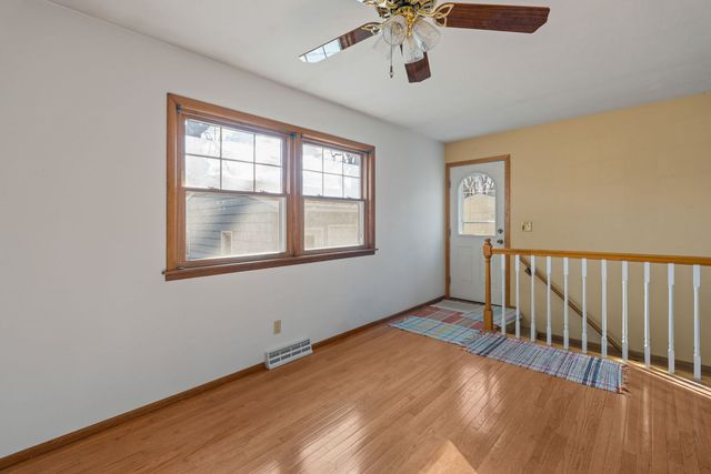 2827 W 13th Street, Davenport, IA 52804