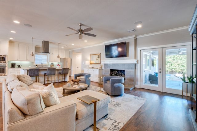 7039 Chantilly Lane, Dallas, TX 75214