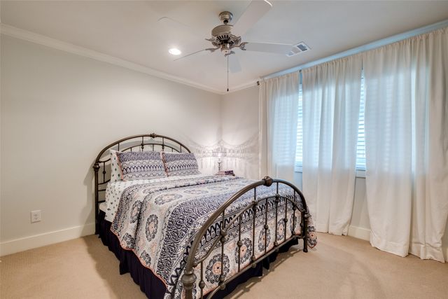 7039 Chantilly Lane, Dallas, TX 75214