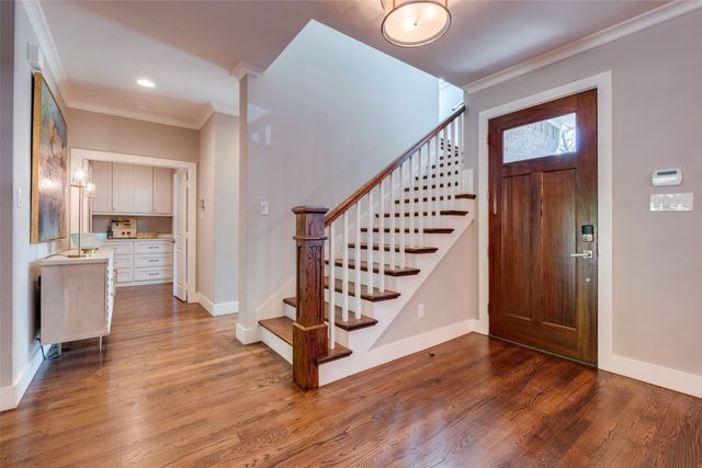 7039 Chantilly Lane, Dallas, TX 75214