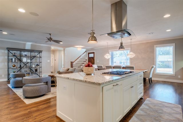 7039 Chantilly Lane, Dallas, TX 75214