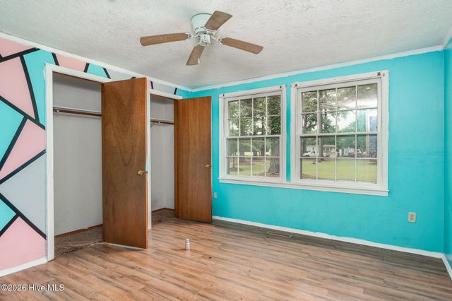 130 Holiday Lane, Oriental, NC 28571