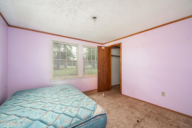 130 Holiday Lane, Oriental, NC 28571