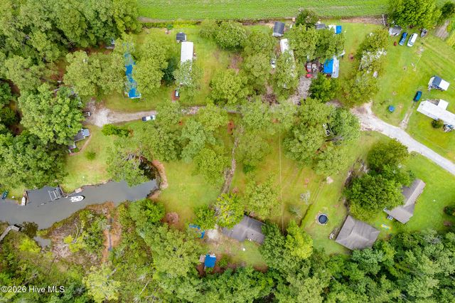 130 Holiday Lane, Oriental, NC 28571