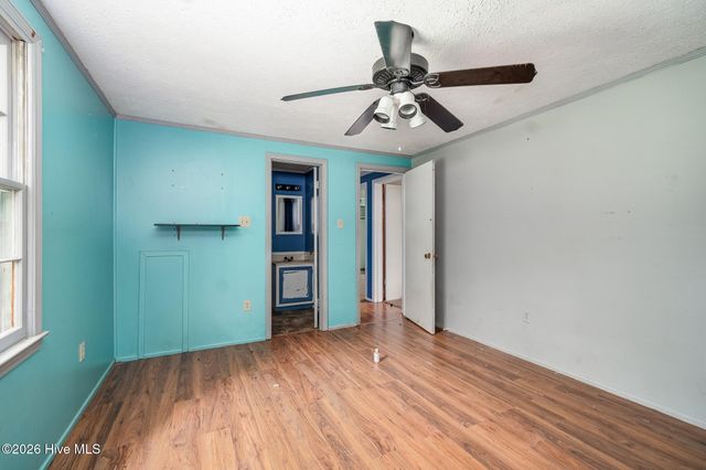 130 Holiday Lane, Oriental, NC 28571